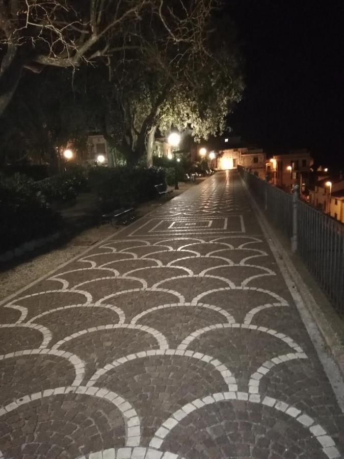 B&B Centro Storico 900 Palmi Eksteriør billede